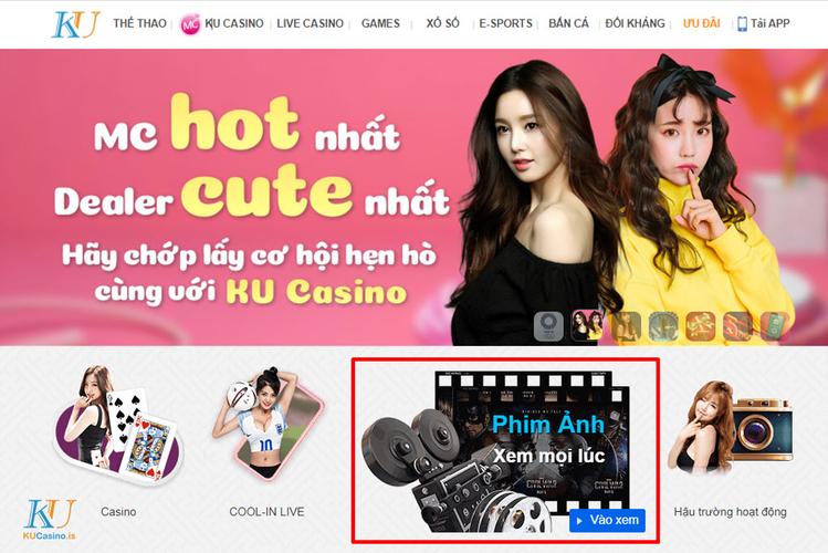 Đại biểu và các em thiếu nhi tham gia chương trình